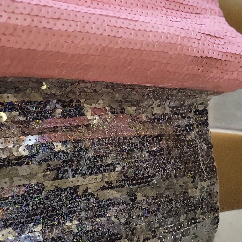 Sequin Heart T-Shirt in Pink and Silver size small - Picture 6 of 9